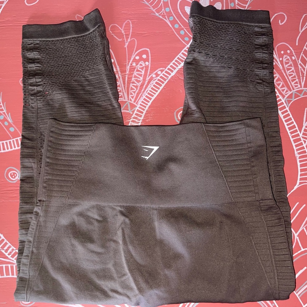 Energy Seamless Gymshark Leggings cropped size Small - Picture 2 of 2